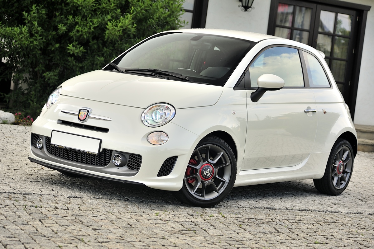 FIAT 500 ABARTH 1.4 Automat 145 KM Import samochodów z