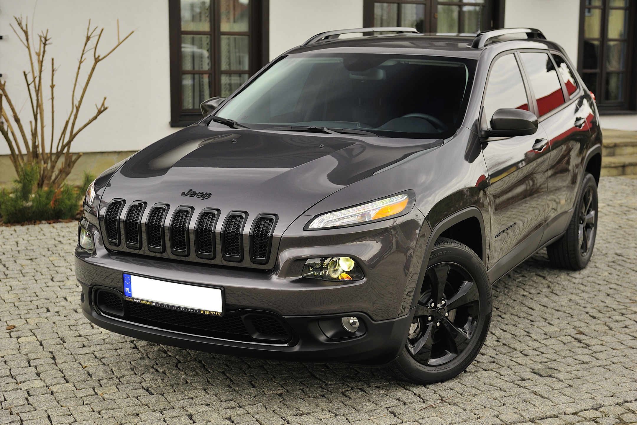 Jeep Cherokee LATITUDE 2.4 Import samochodów z USA